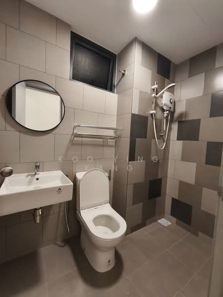 Servis Apartment untuk Disewa di Helix2 @ PJ South - Koo Ying Kang - Bathroom - PropertyGuru.com.my