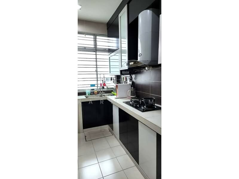 Rumah Teres 2 Tingkat untuk Dijual di Taman Puteri Wangsa (Ulu Tiram) - Karl Lim - Kitchen - PropertyGuru.com.my