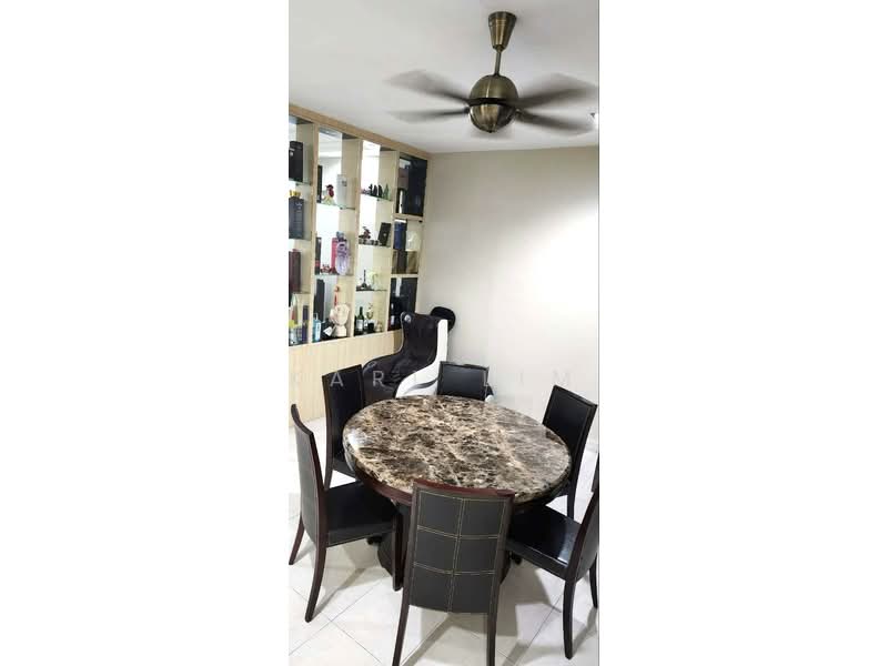 Rumah Teres 2 Tingkat untuk Dijual di Taman Puteri Wangsa (Ulu Tiram) - Karl Lim - Dining Room - PropertyGuru.com.my