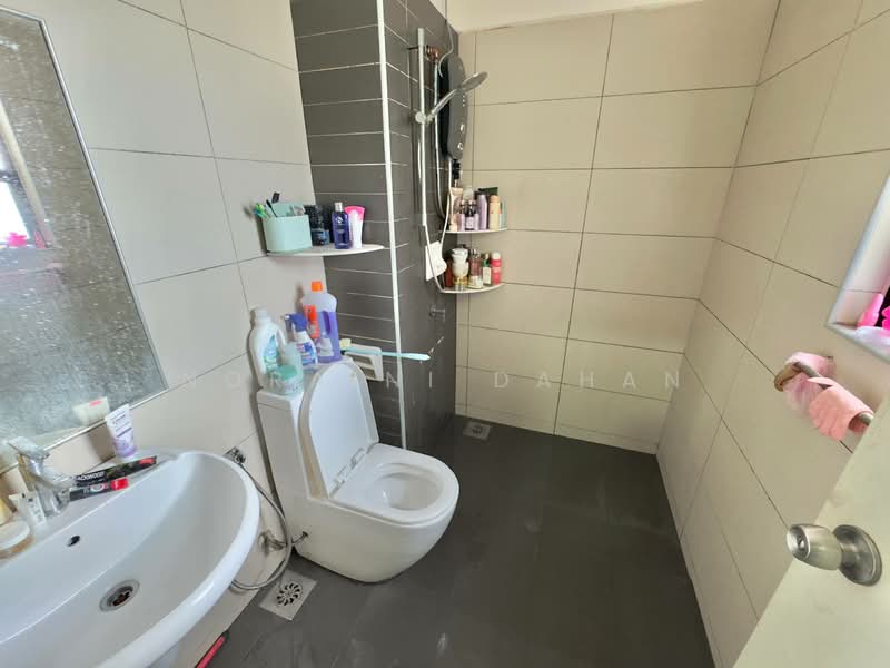 Kondominium untuk Dijual di Lake Vista Residence (Tasik Vista Residen) - Noraini Dahan - PropertyGuru.com.my