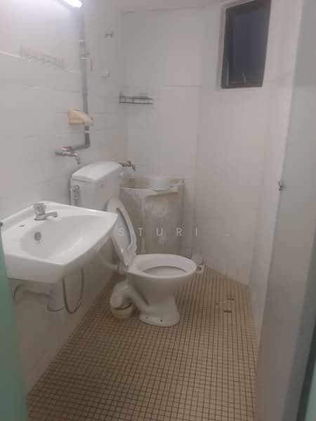 Pangsapuri untuk Disewa di Pinang 1B Gallery 1E - Kasturi . - Bathroom - PropertyGuru.com.my