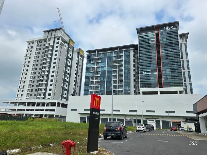 Service Residence for Sale at Horizonz Residence - Cynthia Lim - Exterior - PropertyGuru.com.my
