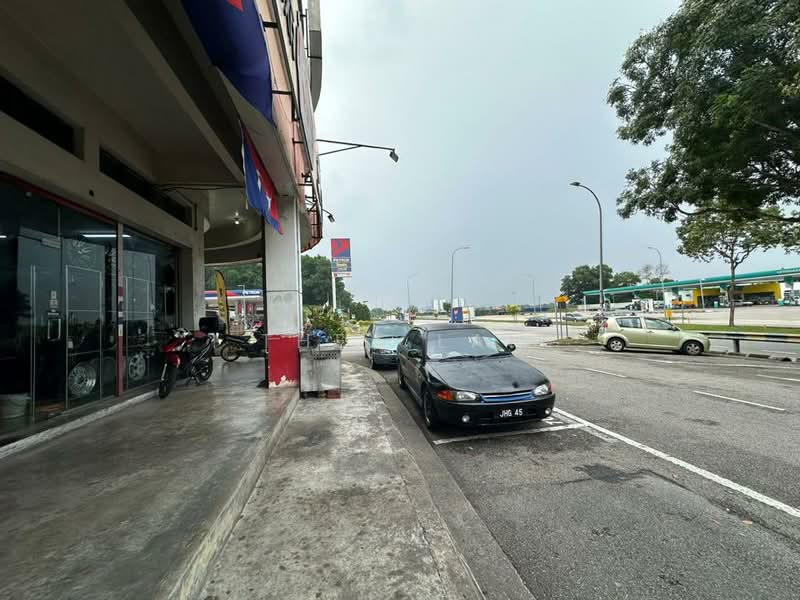 Kedai / Pejabat untuk Disewa di Taman Desa Cemerlang (Ulu Tiram) - Thea Lai - PropertyGuru.com.my