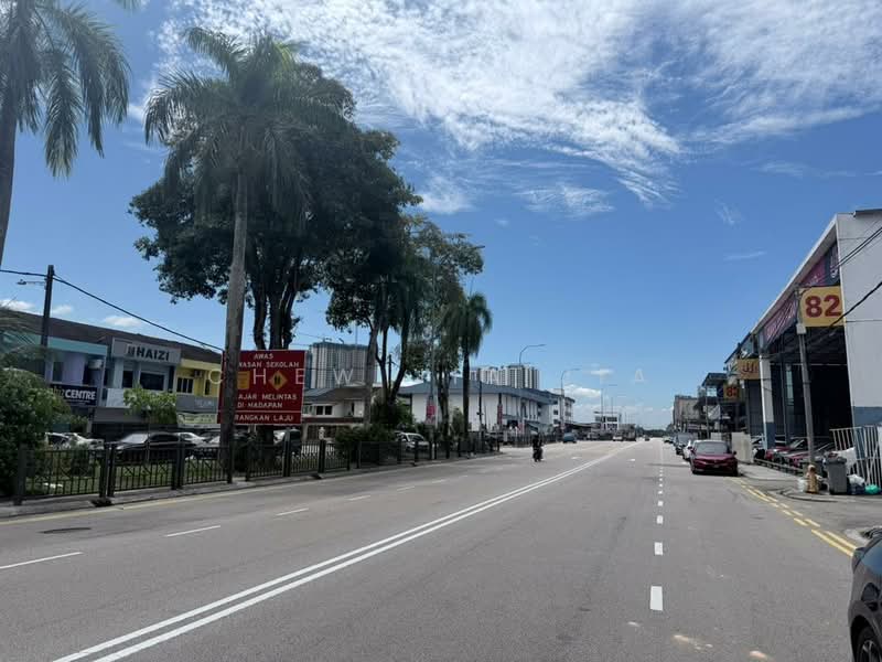 Commercial Bungalow for Sale in Taman Kebun Teh (Johor Bahru) - Chew Jia Jia - Exterior - PropertyGuru.com.my