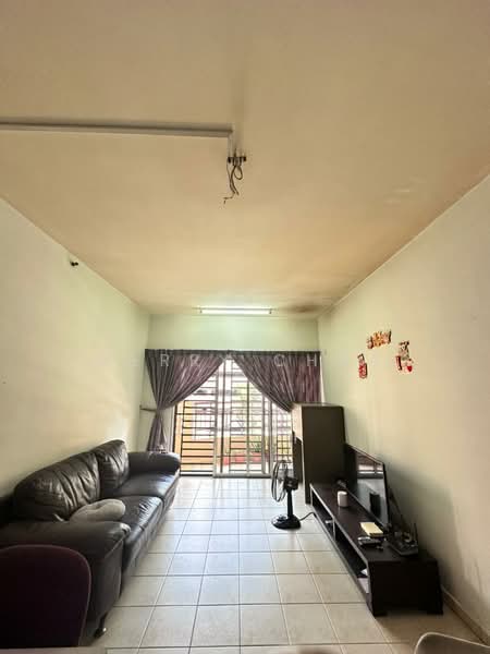 Pangsapuri untuk Dijual di Prima Regency - Merry Chua - Living Room - PropertyGuru.com.my