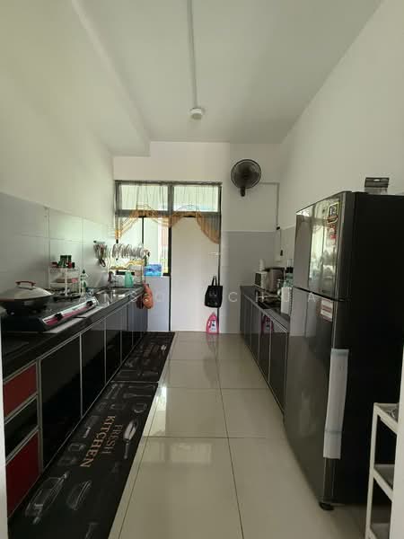 Rumah Teres 2 Tingkat untuk Dijual di Kota Masai (Pasir Gudang) - Anson Chua - Kitchen - PropertyGuru.com.my
