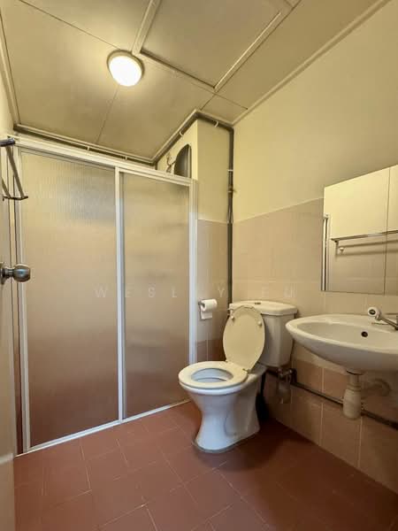 Kondominium untuk Dijual di Koi Tropika - Wesley Fu - Bathroom - PropertyGuru.com.my
