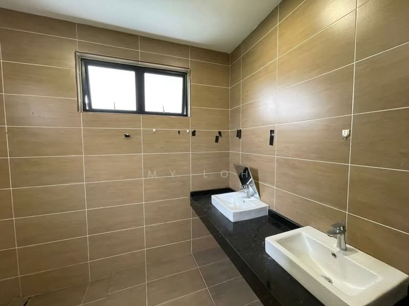 Bungalow for Rent in Setia Eco Templer (Rawang) - MY Loh - Bathroom - PropertyGuru.com.my
