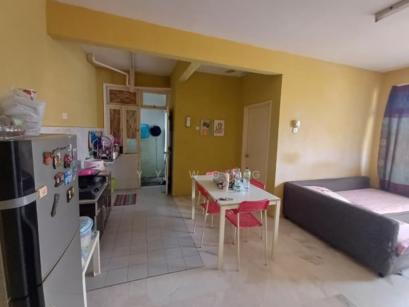 Apartment for Rent at Kiambang Apartment - YY Wong - Kitchen - PropertyGuru.com.my