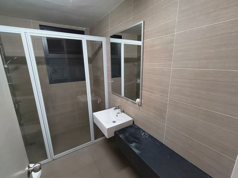 Servis Apartment untuk Disewa di 28 Boulevard - YP Tan - Bathroom - PropertyGuru.com.my