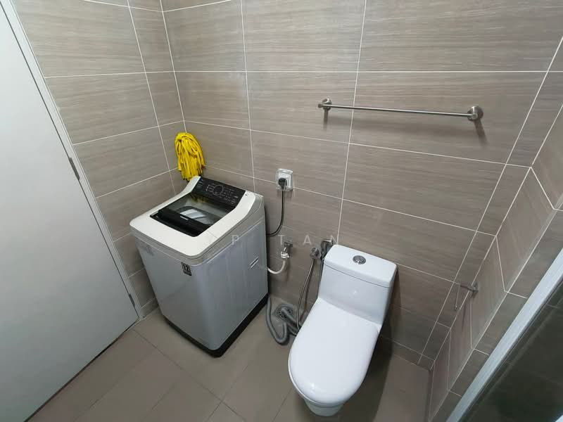 Servis Apartment untuk Disewa di 28 Boulevard - YP Tan - Bathroom - PropertyGuru.com.my
