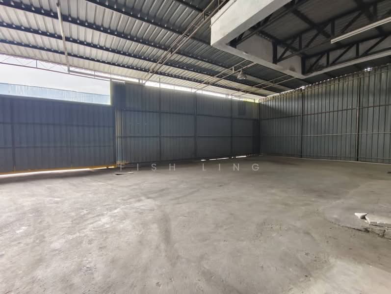 Semi-D Factory for Rent in Kawasan Perindustrian Valdor (Sungai Bakap) - Fish Ling - Interior - PropertyGuru.com.my
