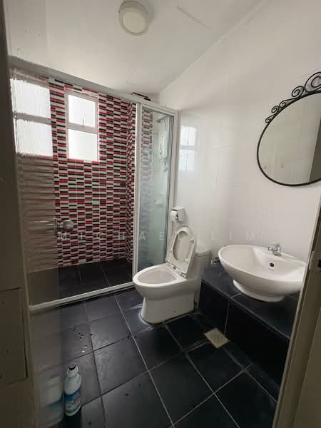 Kondominium untuk Disewa di Cheras Heights - Michael Lim - Bathroom - PropertyGuru.com.my