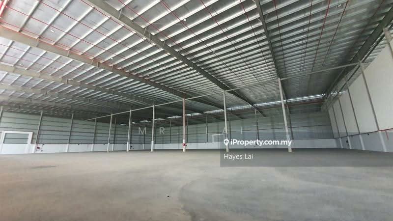 Warehouse for Rent in Taman Perindustrian Puchong (Puchong) - Mr. Lai - Interior - PropertyGuru.com.my