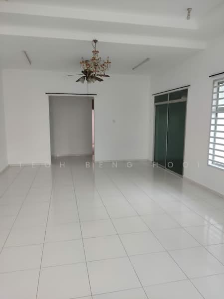 Rumah Berkembar untuk Dijual di Taman Klebang Perdana (Chemor) - Oscar Teoh - Living Room - PropertyGuru.com.my