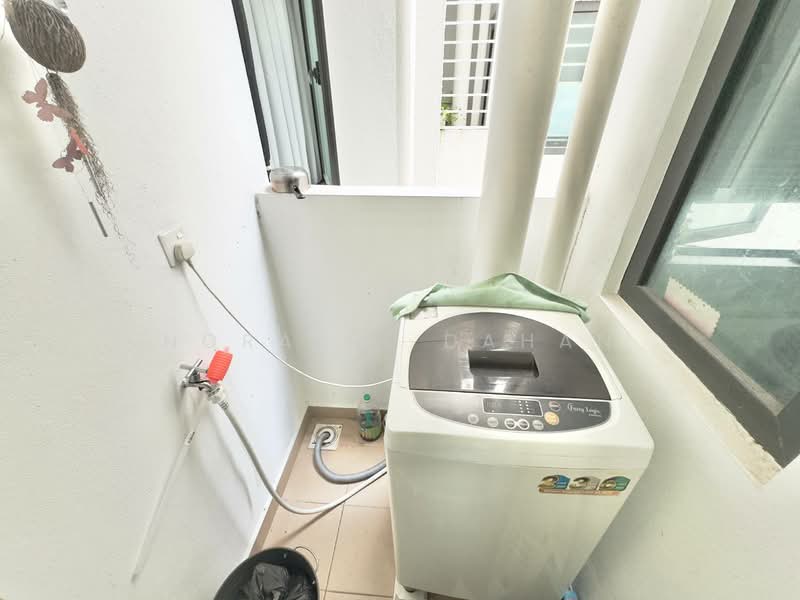 Condominium for Sale at Persiaran Sungai Long 2 - Noraini Dahan - Balcony - PropertyGuru.com.my