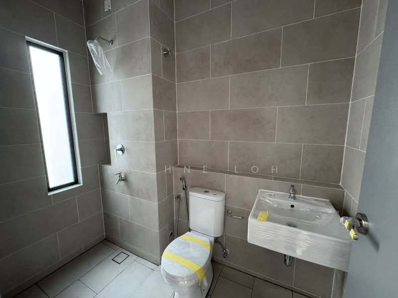 2-storey Terraced House for Sale in Elmina (Shah Alam) - Daphne Loh - Bathroom - PropertyGuru.com.my
