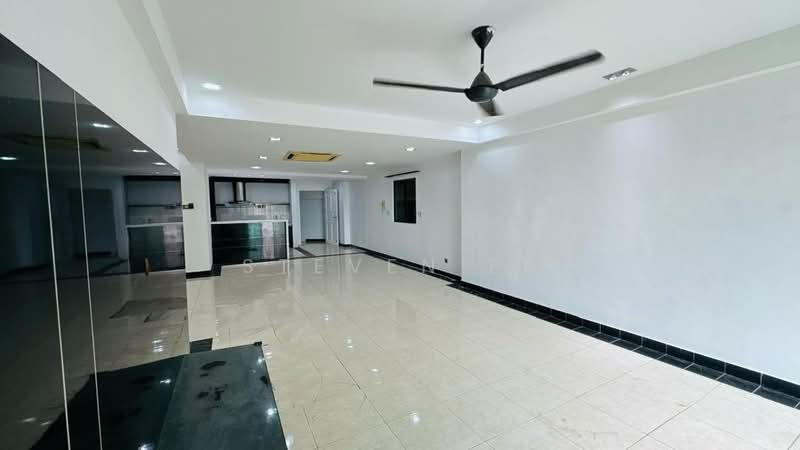 Kondominium untuk Dijual di Casa Tebrau @ Seri Palma - Steven Ee - Living Room - PropertyGuru.com.my