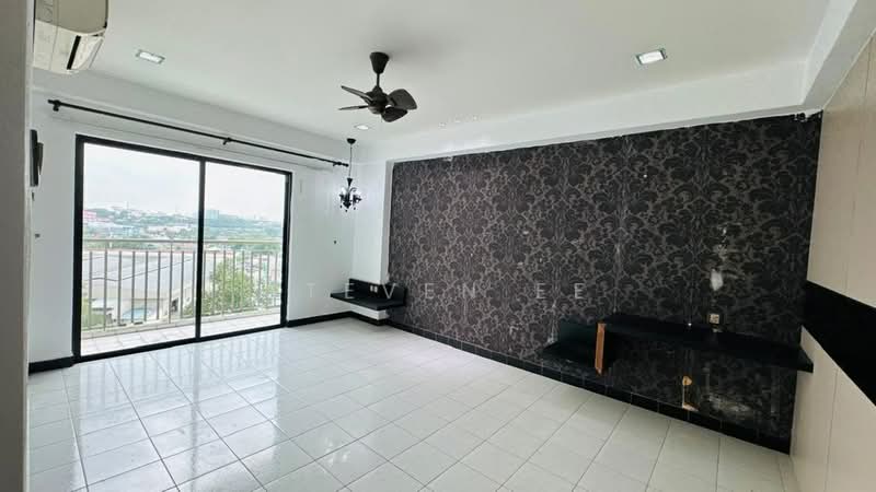 Kondominium untuk Dijual di Casa Tebrau @ Seri Palma - Steven Ee - Living Room - PropertyGuru.com.my