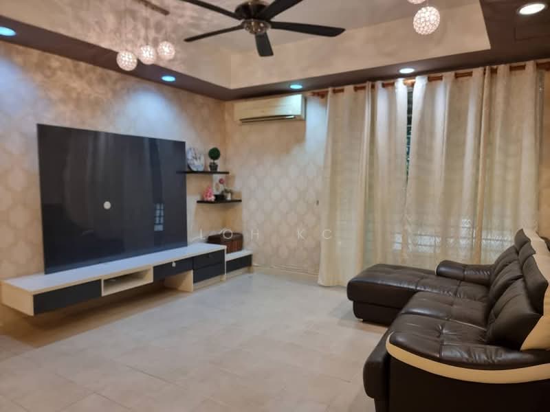 Rumah Bandar untuk Dijual di Sunway Damansara (Kota Damansara) - Loh KC - Living Room - PropertyGuru.com.my