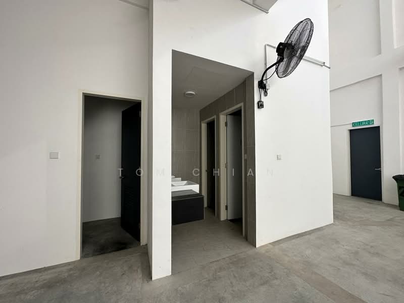 Shop for Sale in Senai (Kulai) - Tom Chian - Interior - PropertyGuru.com.my