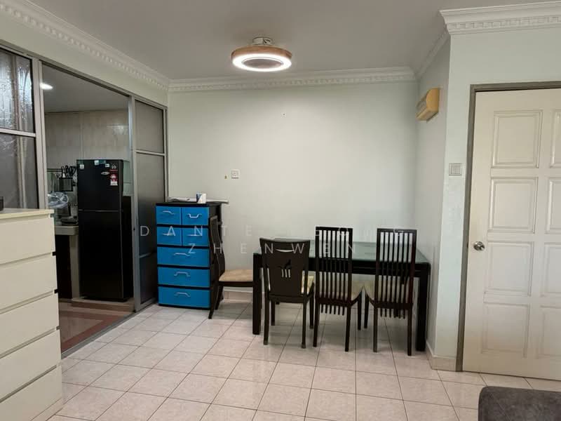 Pangsapuri untuk Disewa di Pangsapuri Jati Selatan - Dante Leong Zhenwen - Dining Room - PropertyGuru.com.my