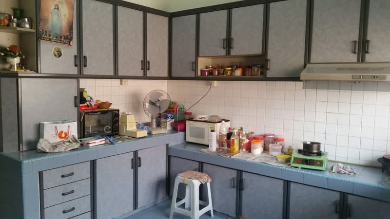 Rumah Teres 1 Tingkat untuk Dijual di Taman Maznah (Klang) - Michael Edward - Kitchen - PropertyGuru.com.my