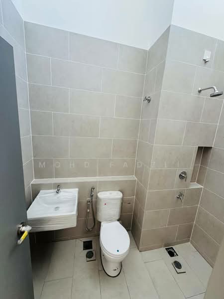 Rumah Teres 2 Tingkat untuk Dijual di Shah Alam (Selangor) - Mohd Fadzli - Bathroom - PropertyGuru.com.my