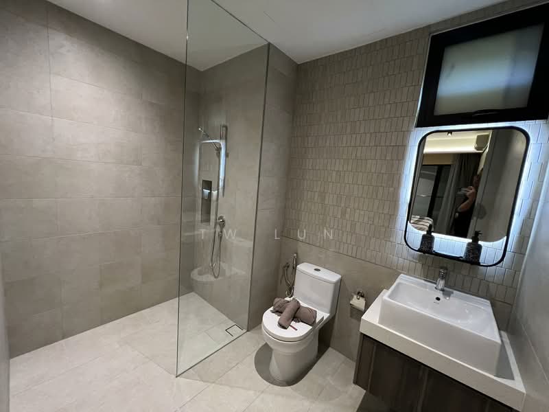 Service Residence for Sale at RedEarth @ Genting Xintiandi - Tw Lun - Bathroom - PropertyGuru.com.my