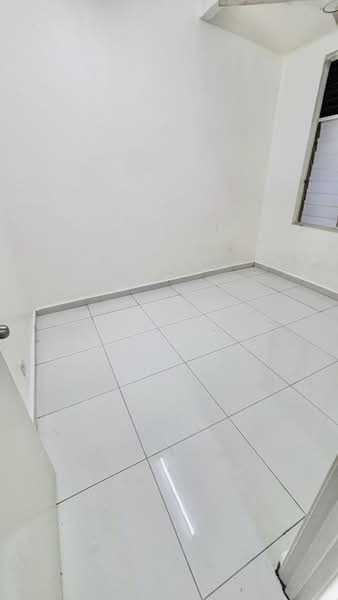 Terraced House for Sale in Taman Sri Nanding (Hulu Langat) - Erin Yusof - Interior - PropertyGuru.com.my