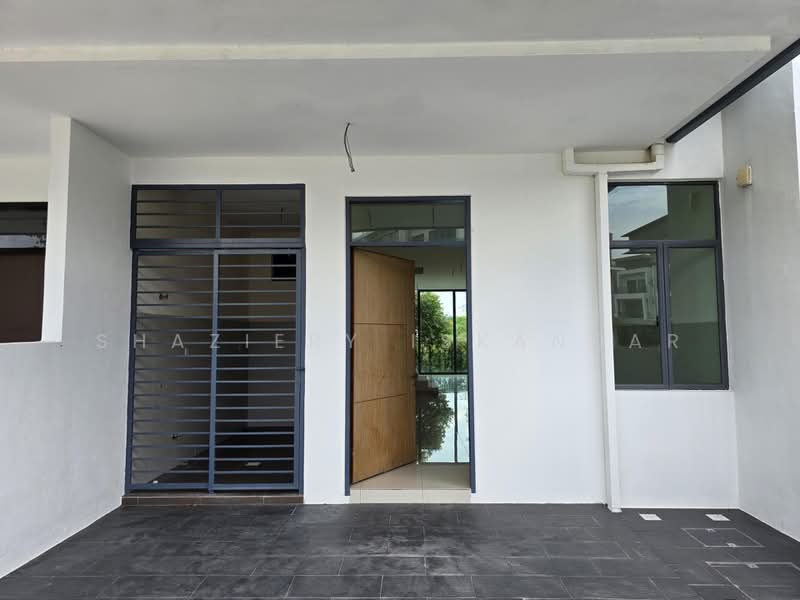 2.5-storey Terraced House for Sale in Taman Nusaputra Timur (Puchong) - Shaziery Iskandar - Entrance - PropertyGuru.com.my