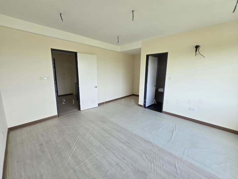 2.5-storey Terraced House for Sale in Taman Nusaputra Timur (Puchong) - Shaziery Iskandar - PropertyGuru.com.my
