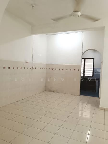 Rumah Teres untuk Dijual di Bandar Lahat Baru (Lahat) - Oscar Teoh - Kitchen - PropertyGuru.com.my