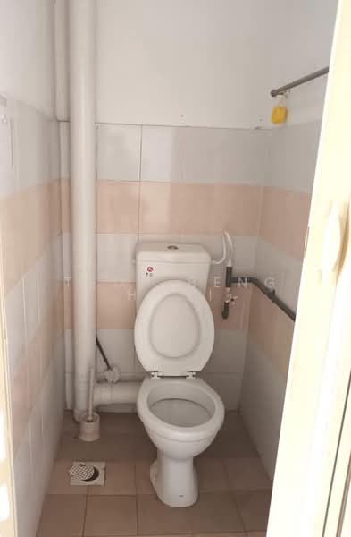 Rumah Teres untuk Dijual di Bandar Lahat Baru (Lahat) - Oscar Teoh - Bathroom - PropertyGuru.com.my