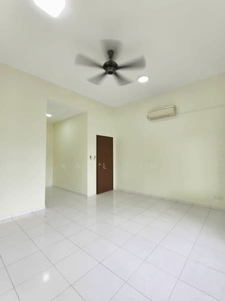 1-storey Terraced House for Sale in Taman Setia Indah (Tebrau) - Karl Lim - Living Room - PropertyGuru.com.my