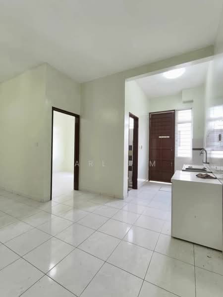 1-storey Terraced House for Sale in Taman Setia Indah (Tebrau) - Karl Lim - Kitchen - PropertyGuru.com.my
