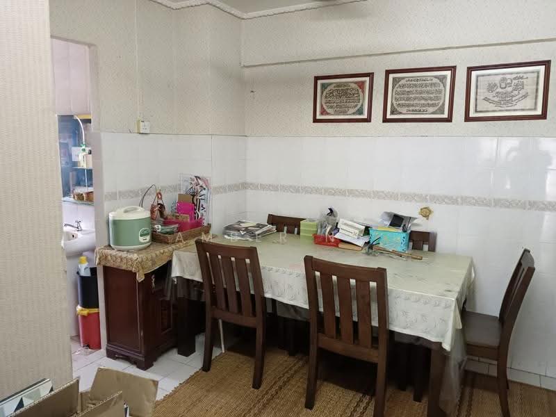 Kondominium untuk Dijual di Idaman Putera - Amber Ng - Dining Room - PropertyGuru.com.my
