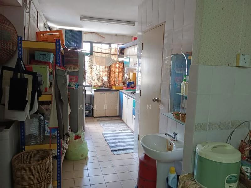 Kondominium untuk Dijual di Idaman Putera - Amber Ng - Kitchen - PropertyGuru.com.my