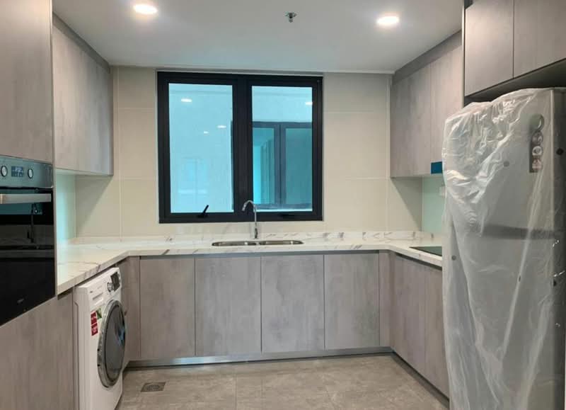 Service Residence for Rent at Ooak Serviced Apartments @ Kiara 163 - Jan Tham - Kitchen - PropertyGuru.com.my