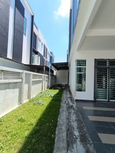 Cluster House for Sale in Taman Nusa Sentral (Iskandar Puteri (Nusajaya)) - Sharon Ng - Exterior - PropertyGuru.com.my