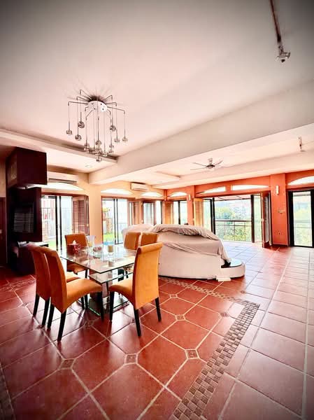 Kondominium untuk Dijual di Moonlight Bay - Susan Chia - Dining Room - PropertyGuru.com.my