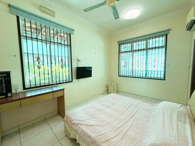 Rumah Berkembar untuk Dijual di Taman Sutera (Johor Bahru) - Endy Law Law - PropertyGuru.com.my