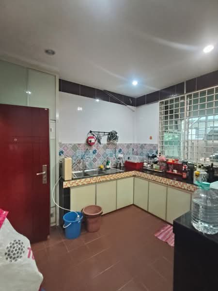 Semi-Detached House for Sale in Kota Kinabalu (Sabah) - Stev Yap - Kitchen - PropertyGuru.com.my