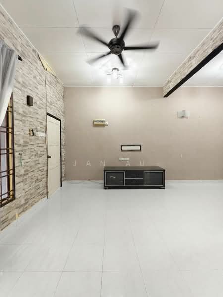 1-storey Terraced House for Sale in Taman Seri Austin (Tebrau) - JAN AU - Living Room - PropertyGuru.com.my
