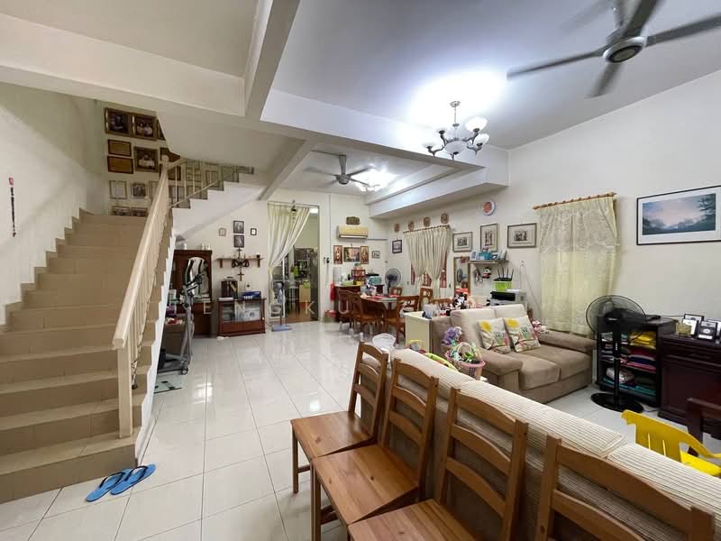 2-storey Terraced House for Sale in Subang Heights (Subang Jaya) - Tengku Zairi - PropertyGuru.com.my