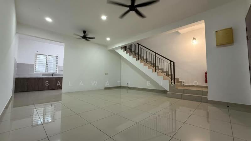 Rumah Teres 2 Tingkat untuk Disewa di Bandar Rimbayu (Telok Panglima Garang) - Salawati Busro - Interior - PropertyGuru.com.my