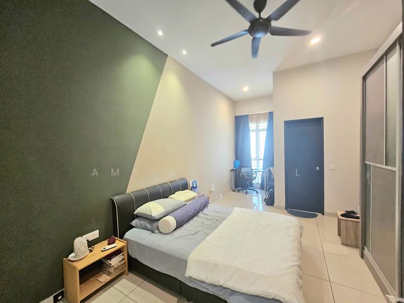 Rumah Teres 2 Tingkat untuk Dijual di Kota Kemuning (Shah Alam) - Amsyar Jamil - Bedroom - PropertyGuru.com.my