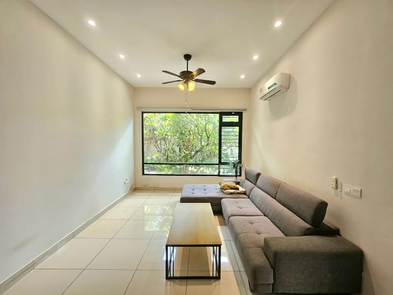 Rumah Teres 2 Tingkat untuk Dijual di Kota Kemuning (Shah Alam) - Amsyar Jamil - Living Room - PropertyGuru.com.my