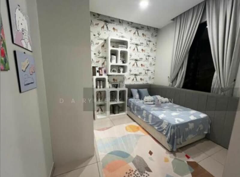 Service Residence for Sale at Paragon Gateway - Darren Chen - Bedroom - PropertyGuru.com.my