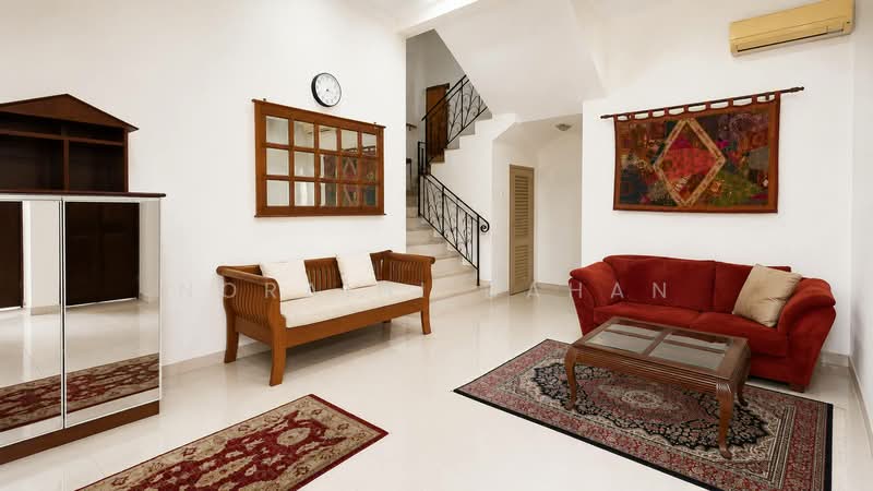 Rumah Berkembar untuk Dijual di Seksyen 7 (Shah Alam) - Noraini Dahan - Living Room - PropertyGuru.com.my